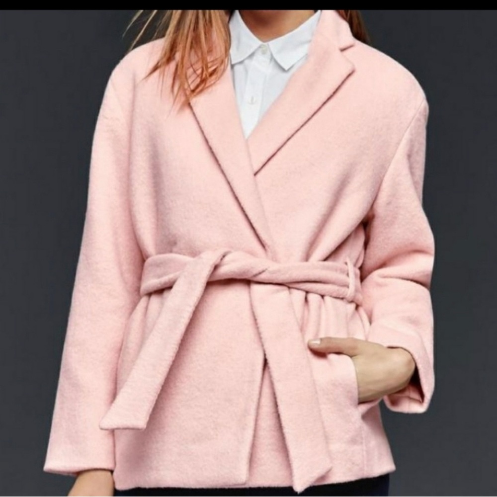 Gap Coat - Light Pink size XL. Belted and also 2 button/snap closure on front.